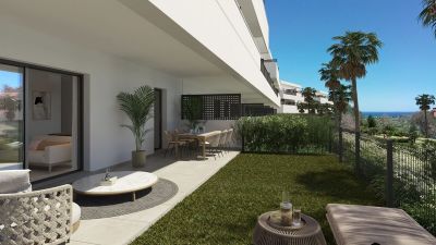 Apartment in Estepona with 2 bedrooms and 2 bathrooms 74m2
