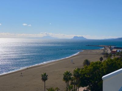 Apartment in Estepona with 3 bedrooms and 3 bathrooms 201m2