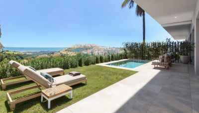 Villa in Casares with 3 bedrooms and 5 bathrooms 191m2