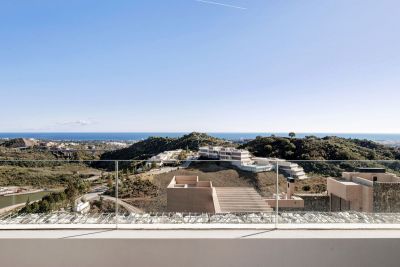 Apartment in Benahavis with 3 bedrooms and 2 bathrooms 138m2