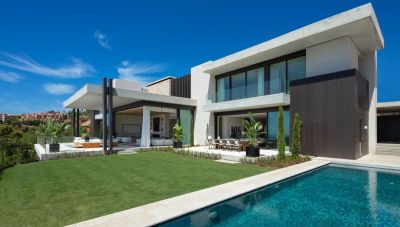 Villa in Benahavis with 7 bedrooms and 10 bathrooms 851m2