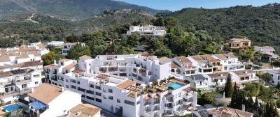 Apartment in Benahavis with 2 bedrooms and 2 bathrooms 85m2