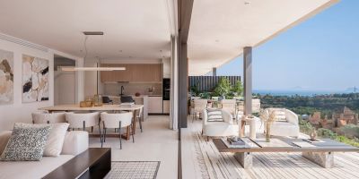 Townhouse in Estepona with 3 bedrooms and 2 bathrooms 206m2