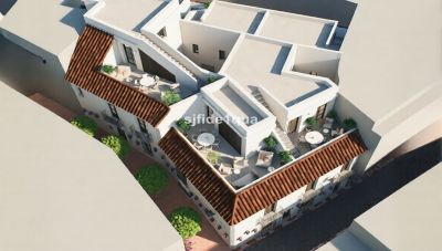 Townhouse in Estepona with 3 bedrooms and 3 bathrooms 163m2