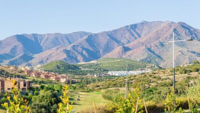 Penthouse in Estepona with 3 bedrooms and 3 bathrooms 109m2