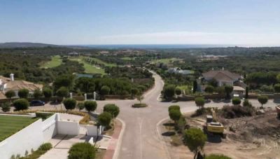 Plot in Sotogrande with bedrooms and bathrooms 500m2