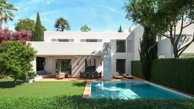 Villa in Sotogrande with 4 bedrooms and 5 bathrooms 186m2