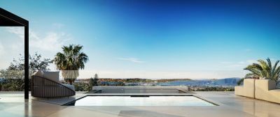 Villa in Estepona with 4 bedrooms and 4 bathrooms 590m2