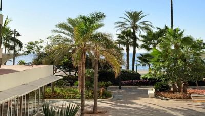 Apartment in Estepona with 2 bedrooms and 2 bathrooms 82m2